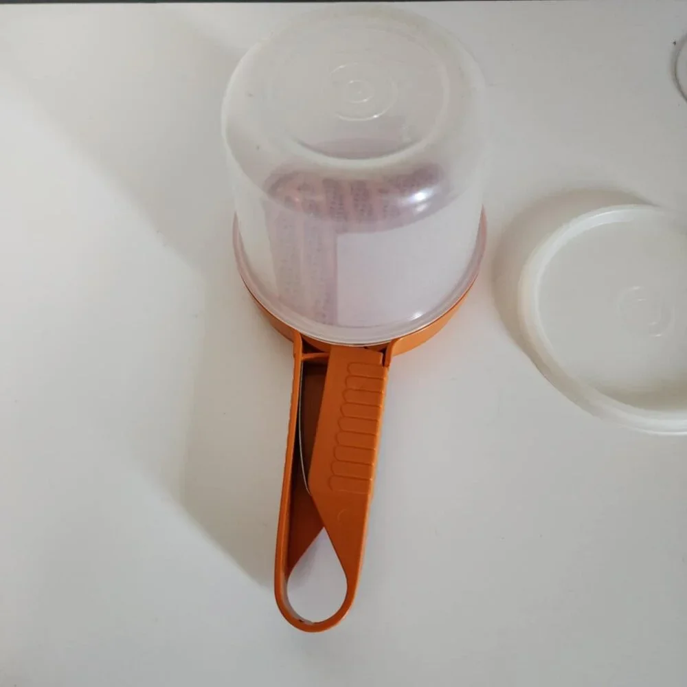 Vintage Tupperware Sift-It hand-held sifter